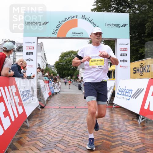 30.08.2026 - Blankeneser Heldenlauf Lena Gebhardt http://msf.ph/oto/10019437 30.08.2026 09:38:58 Ziel 1237 meine-sportfotos.de