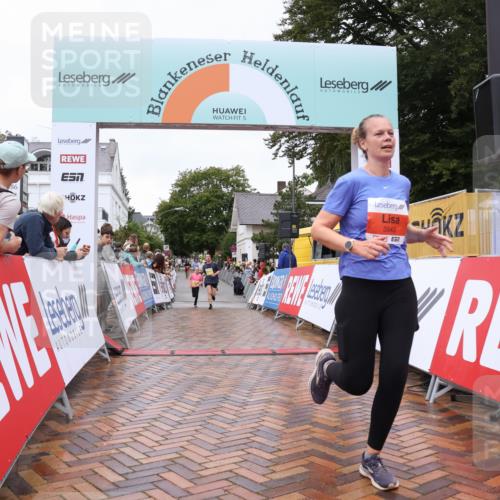30.08.2026 - Blankeneser Heldenlauf Lena Gebhardt http://msf.ph/oto/10019461 30.08.2026 09:39:12 Ziel 1112, 1411, 1700, 3543 meine-sportfotos.de