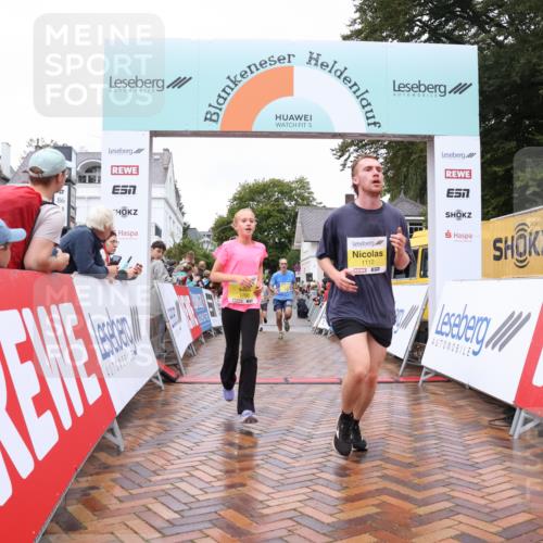 30.08.2026 - Blankeneser Heldenlauf Lena Gebhardt http://msf.ph/oto/10019472 30.08.2026 09:39:17 Ziel 1112, 1336, 1700, 1804, 3543 meine-sportfotos.de