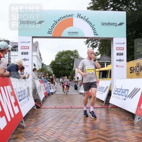 30.08.2026 - Blankeneser Heldenlauf Lena Gebhardt http://msf.ph/oto/10019492 30.08.2026 09:39:22 Ziel 1112, 1336, 1700, 1745, 1804, 3523 meine-sportfotos.de