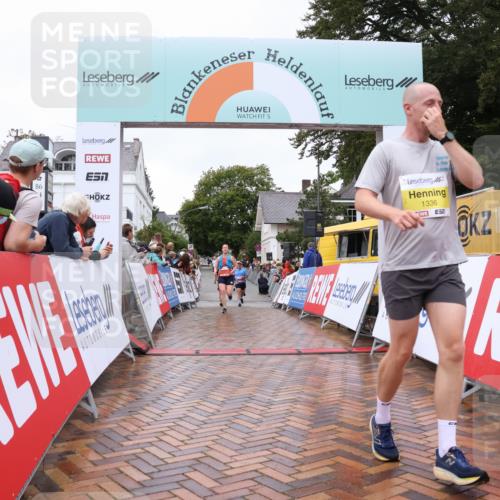 30.08.2026 - Blankeneser Heldenlauf Lena Gebhardt http://msf.ph/oto/10019496 30.08.2026 09:39:23 Ziel 1112, 1336, 1700, 1745, 1804, 3523 meine-sportfotos.de