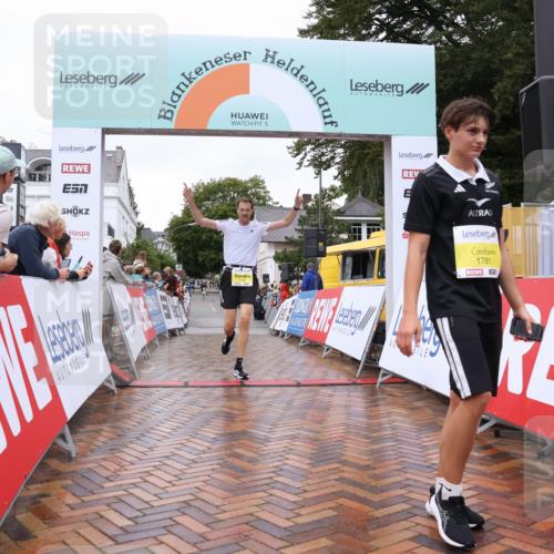 30.08.2026 - Blankeneser Heldenlauf Lena Gebhardt http://msf.ph/oto/10019531 30.08.2026 09:39:32 Ziel 1162, 1745, 1781, 3507, 3523, 3709 meine-sportfotos.de