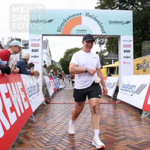 30.08.2026 - Blankeneser Heldenlauf Lena Gebhardt http://msf.ph/oto/10019595 30.08.2026 09:40:02 Ziel 1097, 1206, 1588, 1589, 1672, 3588, 3635 meine-sportfotos.de