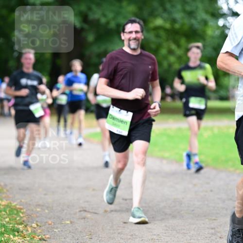 30.08.2026 - Blankeneser Heldenlauf Dr. Thomas Lammeyer http://msf.ph/oto/10019600 30.08.2026 10:10:00 Laufen 5400, 5182 meine-sportfotos.de
