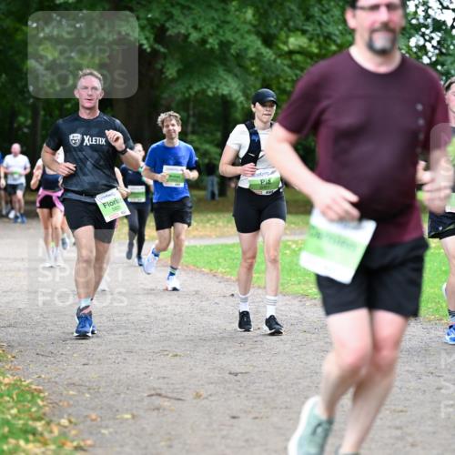 30.08.2026 - Blankeneser Heldenlauf Dr. Thomas Lammeyer http://msf.ph/oto/10019609 30.08.2026 10:10:01 Laufen 5825, 5051, 19, 5826 meine-sportfotos.de