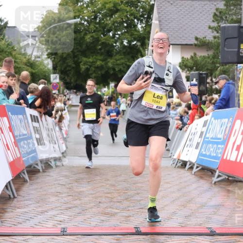 30.08.2026 - Blankeneser Heldenlauf Lena Gebhardt http://msf.ph/oto/10019623 30.08.2026 09:40:09 Ziel 1044, 1457, 1588, 1589, 1672 meine-sportfotos.de