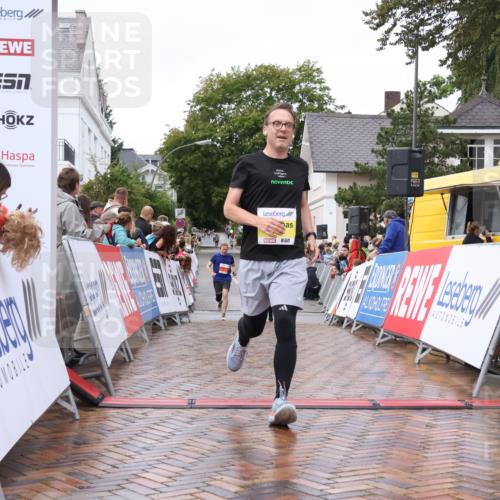 30.08.2026 - Blankeneser Heldenlauf Lena Gebhardt http://msf.ph/oto/10019633 30.08.2026 09:40:12 Ziel 1044, 1457, 1589, 1672 meine-sportfotos.de