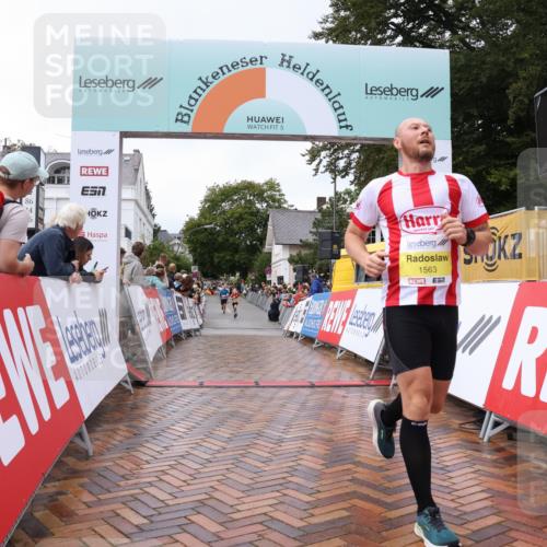 30.08.2026 - Blankeneser Heldenlauf Lena Gebhardt http://msf.ph/oto/10019706 30.08.2026 09:40:54 Ziel 1136, 1563 meine-sportfotos.de