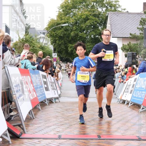 30.08.2026 - Blankeneser Heldenlauf Lena Gebhardt http://msf.ph/oto/10019750 30.08.2026 09:41:15 Ziel 1320, 1618, 1705, 1707, 1784, 3715 meine-sportfotos.de