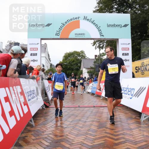 30.08.2026 - Blankeneser Heldenlauf Lena Gebhardt http://msf.ph/oto/10019755 30.08.2026 09:41:17 Ziel 1702, 1705, 1707, 1784, 3715 meine-sportfotos.de