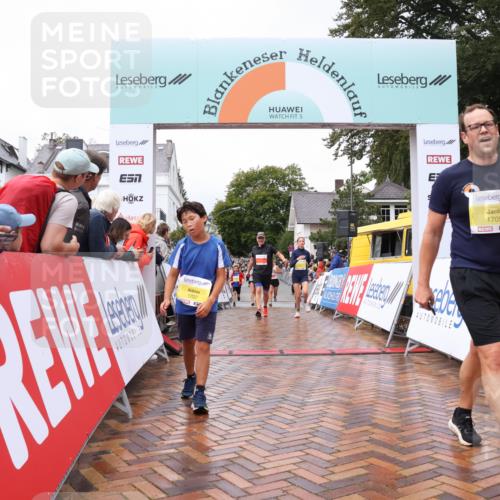 30.08.2026 - Blankeneser Heldenlauf Lena Gebhardt http://msf.ph/oto/10019757 30.08.2026 09:41:18 Ziel 1629, 1702, 1705, 1707, 1784, 3552, 3615, 3715 meine-sportfotos.de