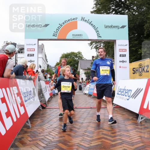 30.08.2026 - Blankeneser Heldenlauf Lena Gebhardt http://msf.ph/oto/10019813 30.08.2026 09:41:32 Ziel 1368, 1369, 1523, 1604, 1666, 3501, 3677, 3725 meine-sportfotos.de