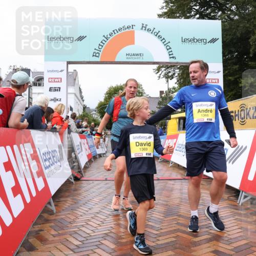 30.08.2026 - Blankeneser Heldenlauf Lena Gebhardt http://msf.ph/oto/10019815 30.08.2026 09:41:33 Ziel 1368, 1369, 1421, 1523, 1604, 3501, 3677, 3725 meine-sportfotos.de