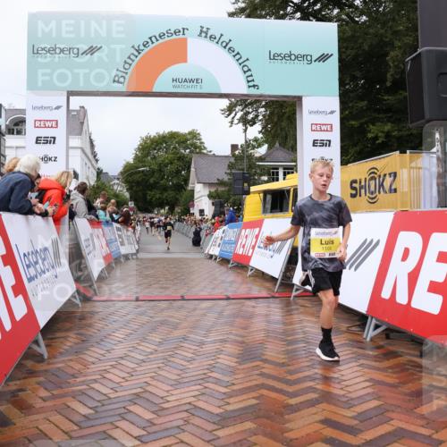 30.08.2026 - Blankeneser Heldenlauf Lena Gebhardt http://msf.ph/oto/10019847 30.08.2026 09:41:44 Ziel 1105, 1331, 1421, 1531, 1604 meine-sportfotos.de