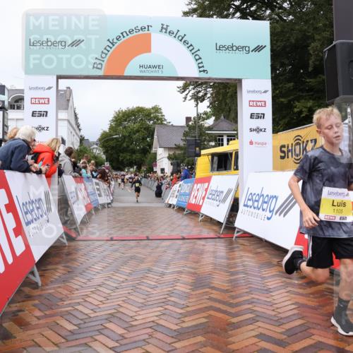 30.08.2026 - Blankeneser Heldenlauf Lena Gebhardt http://msf.ph/oto/10019849 30.08.2026 09:41:45 Ziel 1105, 1165, 1331, 1421, 1531 meine-sportfotos.de