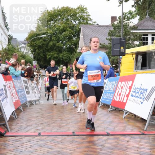 30.08.2026 - Blankeneser Heldenlauf Lena Gebhardt http://msf.ph/oto/10019866 30.08.2026 09:41:54 Ziel 1016, 1165, 1312, 1699, 3505, 3678, 3680 meine-sportfotos.de