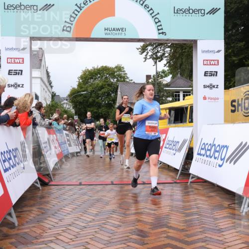30.08.2026 - Blankeneser Heldenlauf Lena Gebhardt http://msf.ph/oto/10019868 30.08.2026 09:41:55 Ziel 1002, 1003, 1016, 1036, 1165, 1312, 1564, 1567, 1699, 3505, 3678, 3680 meine-sportfotos.de