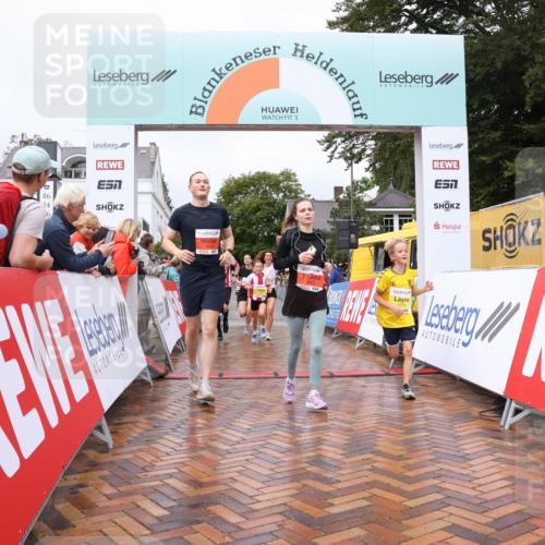 30.08.2026 - Blankeneser Heldenlauf Lena Gebhardt http://msf.ph/oto/10019886 30.08.2026 09:41:58 Ziel 1002, 1003, 1016, 1036, 1312, 1564, 1567, 1699, 1769, 3505, 3678, 3680, 3736 meine-sportfotos.de