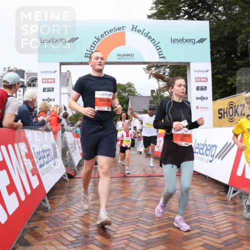 30.08.2026 - Blankeneser Heldenlauf Lena Gebhardt http://msf.ph/oto/10019890 30.08.2026 09:41:59 Ziel 1002, 1003, 1016, 1036, 1048, 1312, 1564, 1567, 1699, 1769, 3505, 3678, 3680, 3736 meine-sportfotos.de