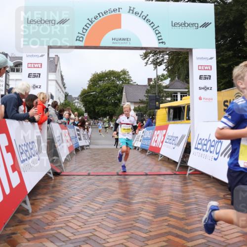 30.08.2026 - Blankeneser Heldenlauf Lena Gebhardt http://msf.ph/oto/10019977 30.08.2026 09:42:25 Ziel 1010, 1197, 1410, 1418 meine-sportfotos.de