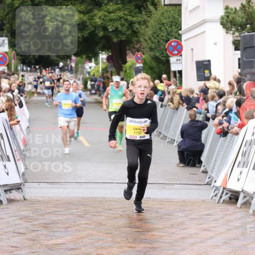 30.08.2026 - Blankeneser Heldenlauf Lena Gebhardt http://msf.ph/oto/10019989 30.08.2026 09:42:28 Ziel 1010, 1410, 1752 meine-sportfotos.de