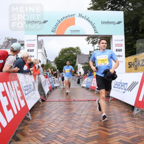 30.08.2026 - Blankeneser Heldenlauf Lena Gebhardt http://msf.ph/oto/10020024 30.08.2026 09:42:36 Ziel 1405, 1546, 1715, 1743, 1752 meine-sportfotos.de