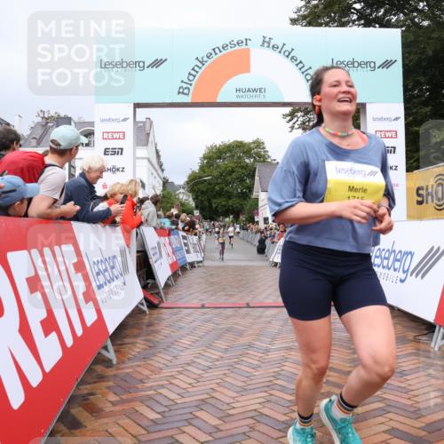 30.08.2026 - Blankeneser Heldenlauf Lena Gebhardt http://msf.ph/oto/10020045 30.08.2026 09:42:41 Ziel 1405, 1546, 1715, 1743 meine-sportfotos.de