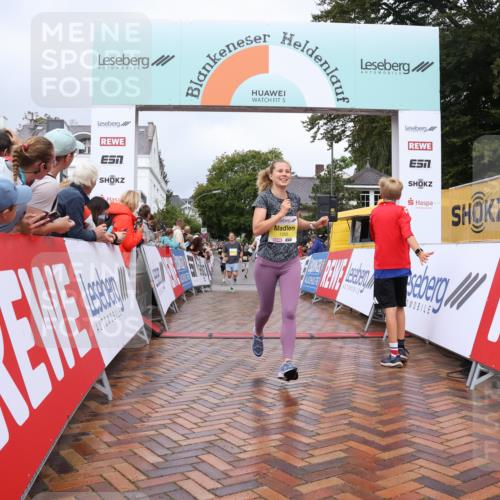 30.08.2026 - Blankeneser Heldenlauf Lena Gebhardt http://msf.ph/oto/10020055 30.08.2026 09:42:47 Ziel 1219, 1255, 1631, 1632 meine-sportfotos.de