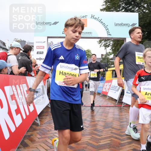 30.08.2026 - Blankeneser Heldenlauf Lena Gebhardt http://msf.ph/oto/10020086 30.08.2026 09:42:54 Ziel 1084, 1219, 1255, 1631, 1632, 1652, 1653 meine-sportfotos.de
