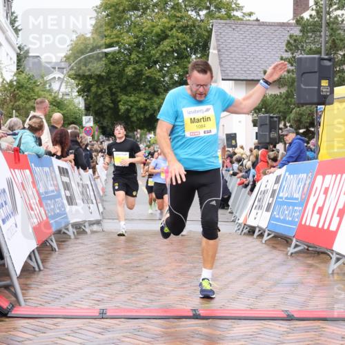 30.08.2026 - Blankeneser Heldenlauf Lena Gebhardt http://msf.ph/oto/10020097 30.08.2026 09:42:58 Ziel 1027, 1084, 1155, 1219, 1632, 1652, 1653, 1770, 1771, 1772 meine-sportfotos.de