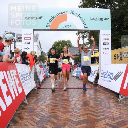 30.08.2026 - Blankeneser Heldenlauf Lena Gebhardt http://msf.ph/oto/10020113 30.08.2026 09:43:01 Ziel 1027, 1084, 1155, 1163, 1363, 1652, 1653, 1770, 1771, 1772 meine-sportfotos.de