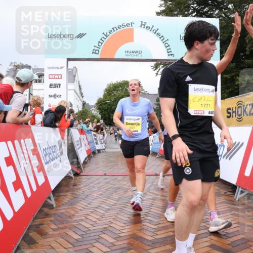30.08.2026 - Blankeneser Heldenlauf Lena Gebhardt http://msf.ph/oto/10020123 30.08.2026 09:43:03 Ziel 1027, 1084, 1155, 1163, 1363, 1770, 1771, 1772 meine-sportfotos.de
