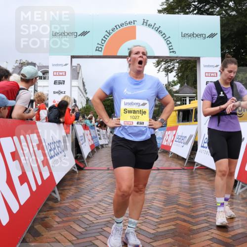 30.08.2026 - Blankeneser Heldenlauf Lena Gebhardt http://msf.ph/oto/10020128 30.08.2026 09:43:05 Ziel 1025, 1027, 1041, 1084, 1155, 1163, 1363, 1770, 1771, 1772 meine-sportfotos.de