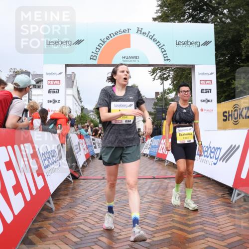 30.08.2026 - Blankeneser Heldenlauf Lena Gebhardt http://msf.ph/oto/10020133 30.08.2026 09:43:07 Ziel 1025, 1027, 1041, 1155, 1163, 1363, 1770, 1771, 1772, 1777 meine-sportfotos.de