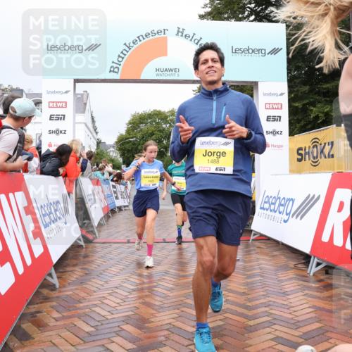 30.08.2026 - Blankeneser Heldenlauf Lena Gebhardt http://msf.ph/oto/10020155 30.08.2026 09:43:14 Ziel 1025, 1041, 1047, 1129, 1209, 1488, 1623, 1663, 1718, 1777 meine-sportfotos.de
