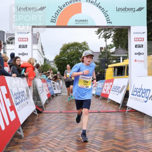 30.08.2026 - Blankeneser Heldenlauf Lena Gebhardt http://msf.ph/oto/10020167 30.08.2026 09:43:17 Ziel 1025, 1041, 1047, 1129, 1209, 1210, 1425, 1488, 1623, 1663, 1718, 1777 meine-sportfotos.de