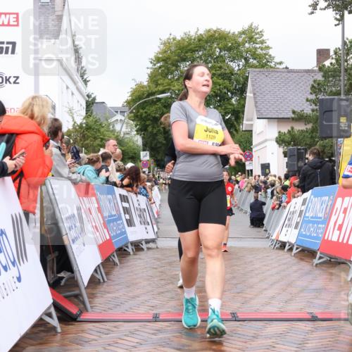 30.08.2026 - Blankeneser Heldenlauf Lena Gebhardt http://msf.ph/oto/10020174 30.08.2026 09:43:19 Ziel 1047, 1129, 1209, 1210, 1425, 1488, 1623, 1624, 1663, 1718, 1777 meine-sportfotos.de