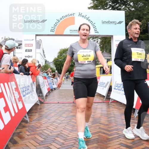 30.08.2026 - Blankeneser Heldenlauf Lena Gebhardt http://msf.ph/oto/10020184 30.08.2026 09:43:22 Ziel 1129, 1209, 1210, 1425, 1624, 1663 meine-sportfotos.de