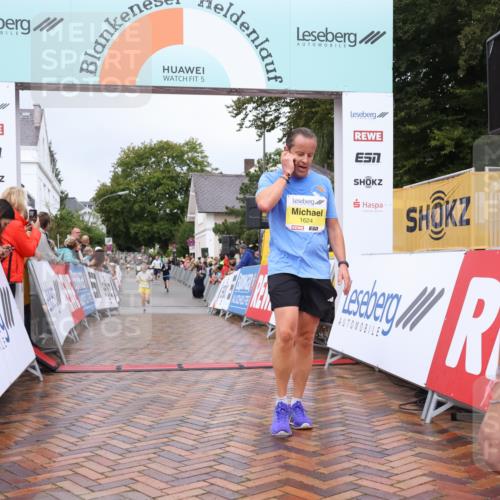 30.08.2026 - Blankeneser Heldenlauf Lena Gebhardt http://msf.ph/oto/10020193 30.08.2026 09:43:26 Ziel 1129, 1209, 1210, 1425, 1624 meine-sportfotos.de