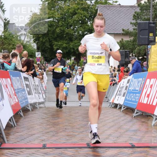 30.08.2026 - Blankeneser Heldenlauf Lena Gebhardt http://msf.ph/oto/10020201 30.08.2026 09:43:31 Ziel 1039, 1360, 1361, 1624, 1796, 3597 meine-sportfotos.de