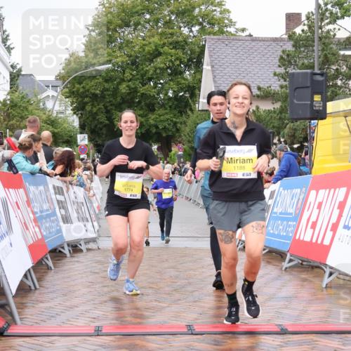 30.08.2026 - Blankeneser Heldenlauf Lena Gebhardt http://msf.ph/oto/10020243 30.08.2026 09:43:42 Ziel 1188, 1360, 1361, 1526, 1661, 1691, 1774 meine-sportfotos.de
