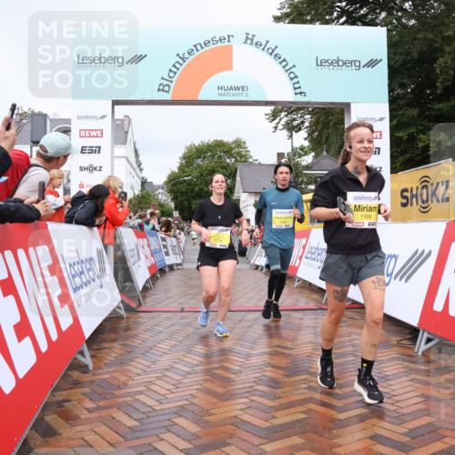 30.08.2026 - Blankeneser Heldenlauf Lena Gebhardt http://msf.ph/oto/10020249 30.08.2026 09:43:43 Ziel 1174, 1188, 1360, 1361, 1526, 1661, 1691, 1774 meine-sportfotos.de