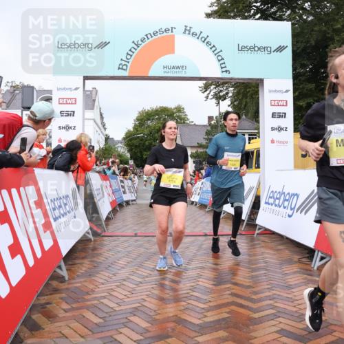 30.08.2026 - Blankeneser Heldenlauf Lena Gebhardt http://msf.ph/oto/10020251 30.08.2026 09:43:44 Ziel 1174, 1188, 1526, 1661, 1691, 1774 meine-sportfotos.de