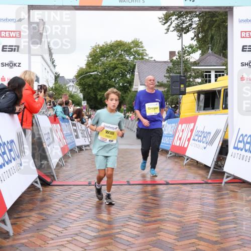 30.08.2026 - Blankeneser Heldenlauf Lena Gebhardt http://msf.ph/oto/10020263 30.08.2026 09:43:48 Ziel 1174, 1184, 1188, 1461, 1526, 1691, 1774 meine-sportfotos.de