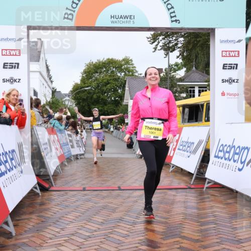 30.08.2026 - Blankeneser Heldenlauf Lena Gebhardt http://msf.ph/oto/10020291 30.08.2026 09:43:56 Ziel 1061, 1184, 1381, 1397, 1461, 1738 meine-sportfotos.de