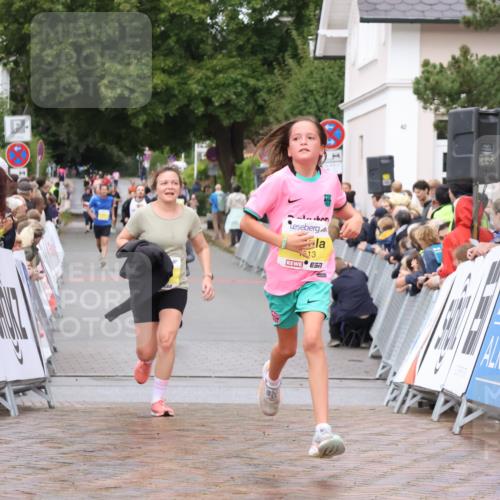30.08.2026 - Blankeneser Heldenlauf Lena Gebhardt http://msf.ph/oto/10020315 30.08.2026 09:44:03 Ziel 1061, 1150, 1381, 1397, 1513 meine-sportfotos.de