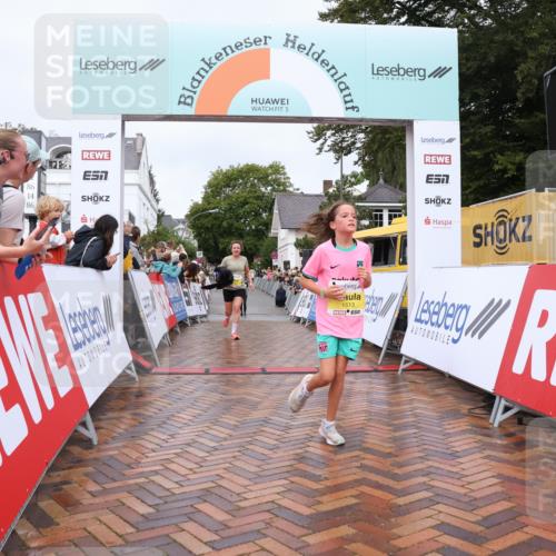 30.08.2026 - Blankeneser Heldenlauf Lena Gebhardt http://msf.ph/oto/10020321 30.08.2026 09:44:05 Ziel 1150, 1381, 1397, 1513 meine-sportfotos.de