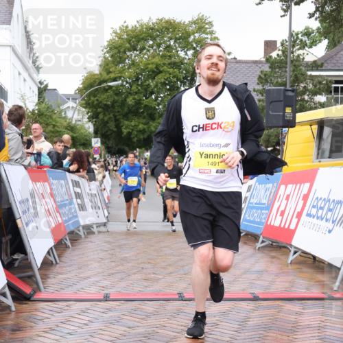 30.08.2026 - Blankeneser Heldenlauf Lena Gebhardt http://msf.ph/oto/10020348 30.08.2026 09:44:14 Ziel 1096, 1150, 1202, 1491, 1650, 1756 meine-sportfotos.de