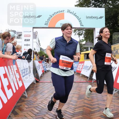 30.08.2026 - Blankeneser Heldenlauf Lena Gebhardt http://msf.ph/oto/10020430 30.08.2026 09:44:33 Ziel 1024, 1216, 1475, 1613, 1625, 3659, 3660 meine-sportfotos.de