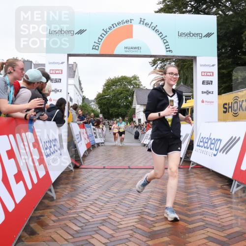 30.08.2026 - Blankeneser Heldenlauf Lena Gebhardt http://msf.ph/oto/10020466 30.08.2026 09:44:42 Ziel 1038, 1216, 1475, 1497, 1625, 1759 meine-sportfotos.de